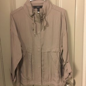 Lightweight jacket